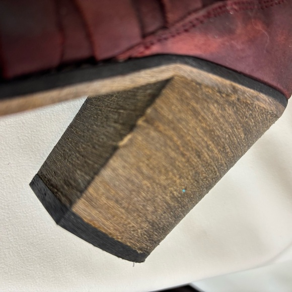 FREE PEOPLE Sz 8.5 (estimated) Burgundy Strappy Leather Ankle Boots Stacked Heel - Picture 8 of 14